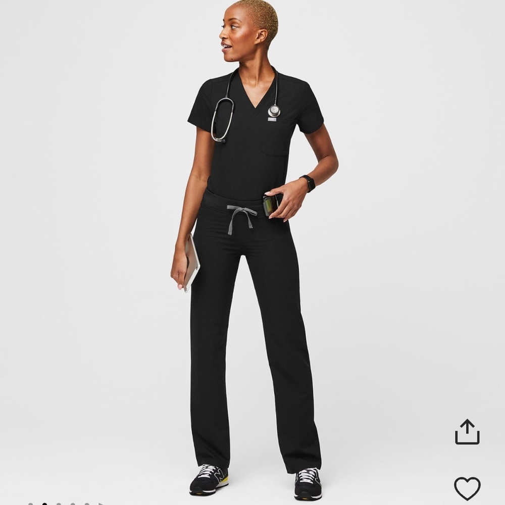 FIGS Black Livingston Basic Scrub Pants - Small/Tall